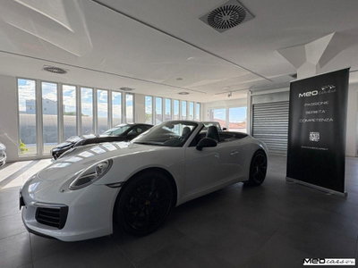 Porsche 911 Cabrio 3.0 Carrera (3)