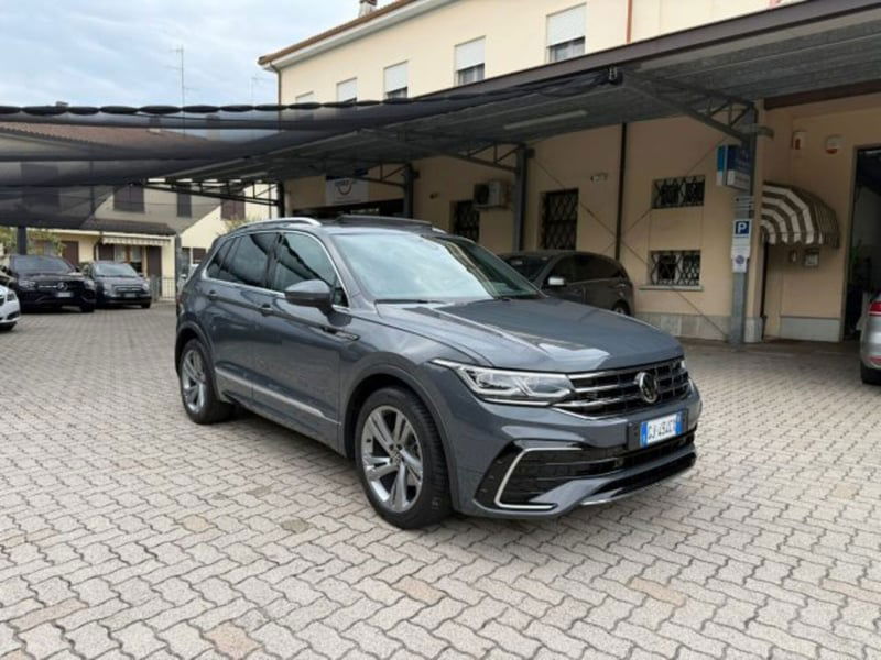 Volkswagen Tiguan 2.0 TDI 150 CV SCR DSG 4MOTION R-Line