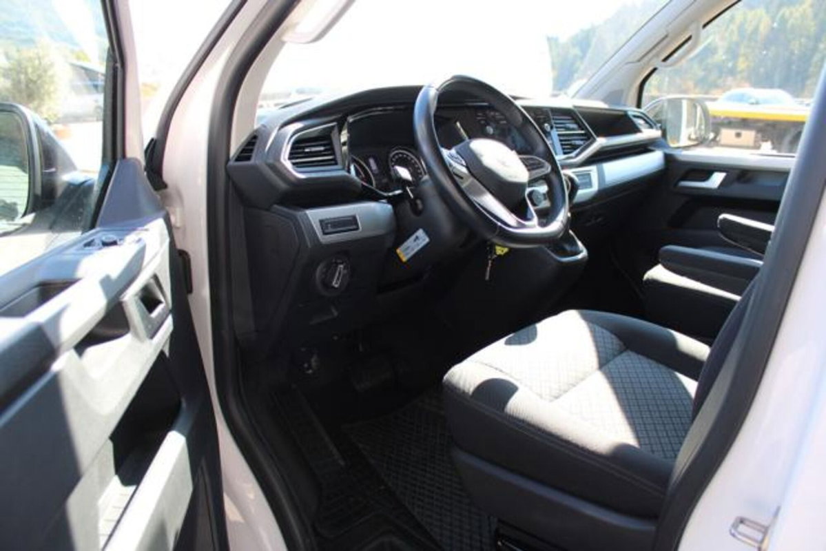 Volkswagen Multivan 2.0 TDI 204CV DSG 4Motion Comfortline (11)