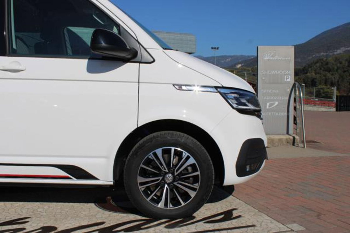 Volkswagen Multivan 2.0 TDI 204CV DSG 4Motion Comfortline (8)