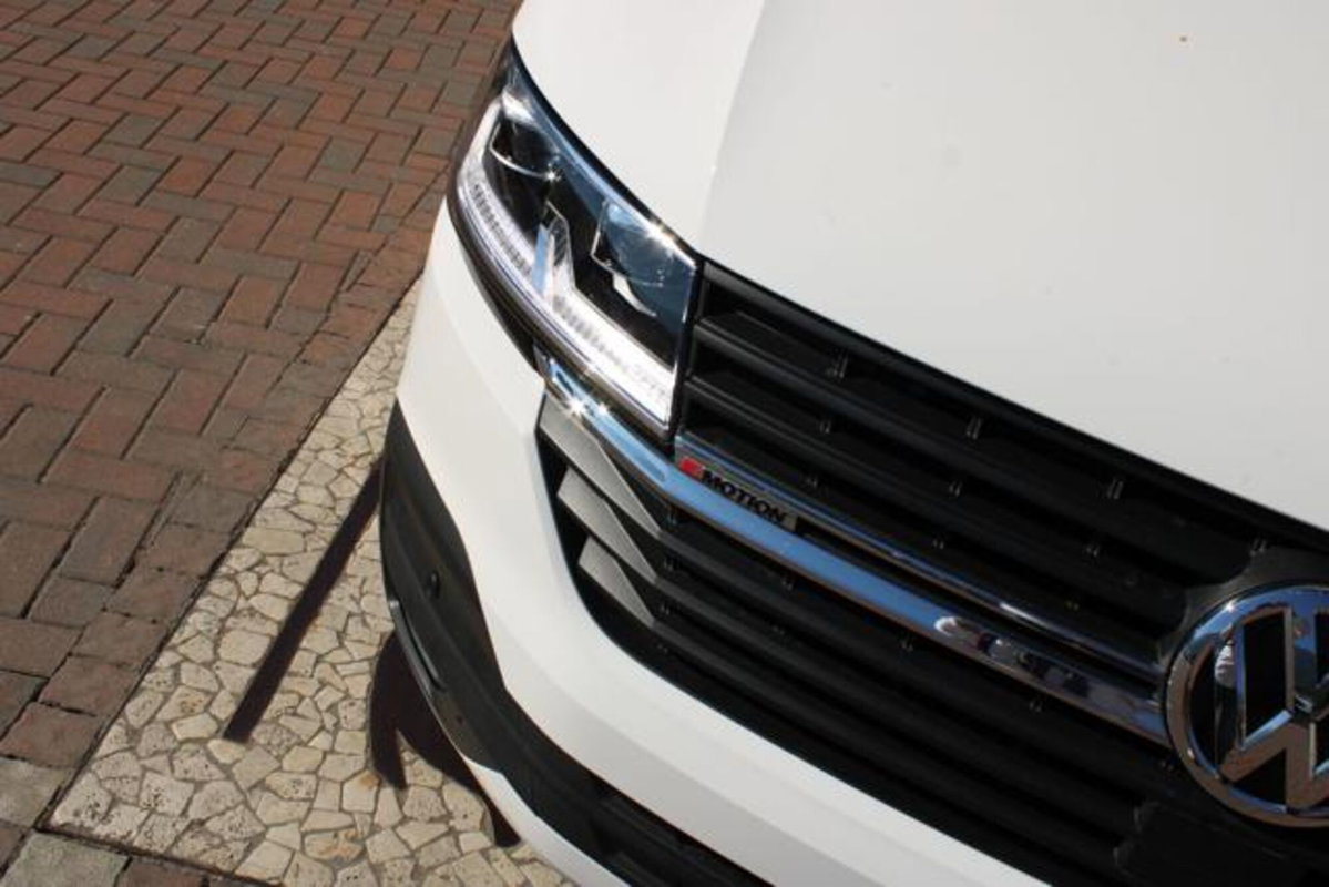 Volkswagen Multivan 2.0 TDI 204CV DSG 4Motion Comfortline (9)