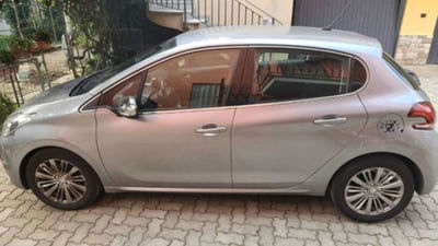 Peugeot 208 82 5 porte Allure usata