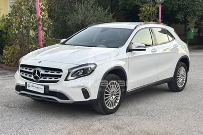 Mercedes-Benz GLA SUV 200 d Automatic Business