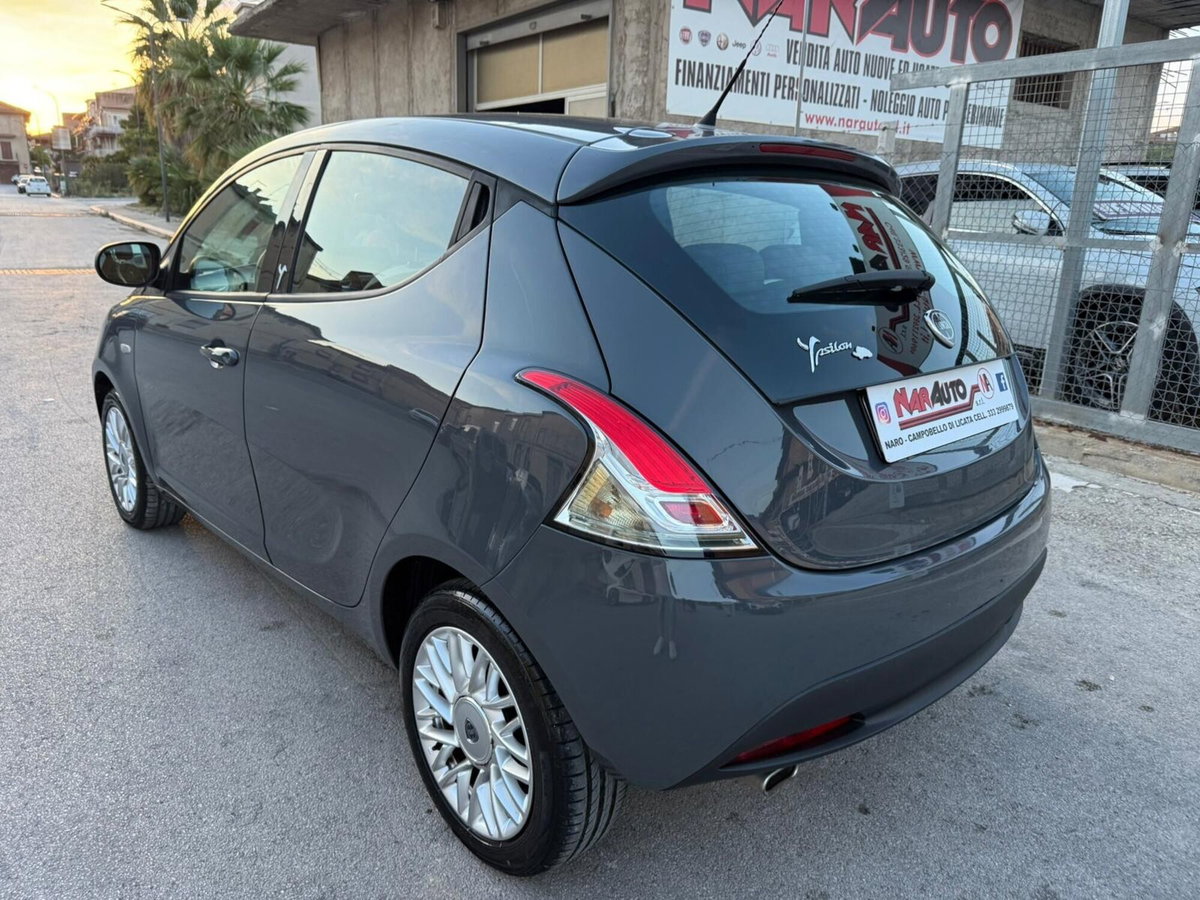 Lancia Ypsilon 1.3 MJT 16V 95 CV 5 porte S&S Platinum (7)