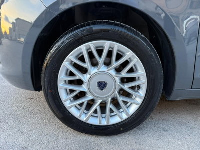 Lancia Ypsilon 1.3 MJT 16V 95 CV 5 porte S&S Platinum (9)