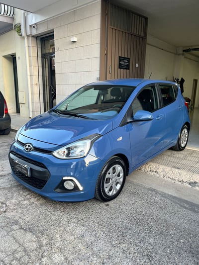 Hyundai i10 1.0 MPI Tech usata