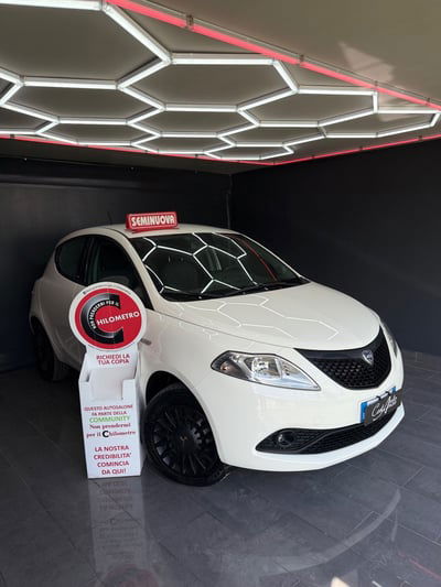 Lancia Ypsilon 0.9 TwinAir 5 porte Metano Ecochic Gold usata