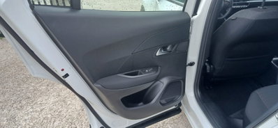 Peugeot 2008 BlueHDi 110 S&S Allure Pack (14)