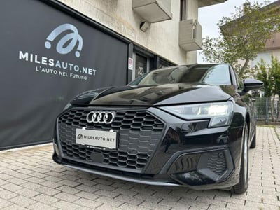 Audi A3 Sportback 30 g-tron S tronic Business usata