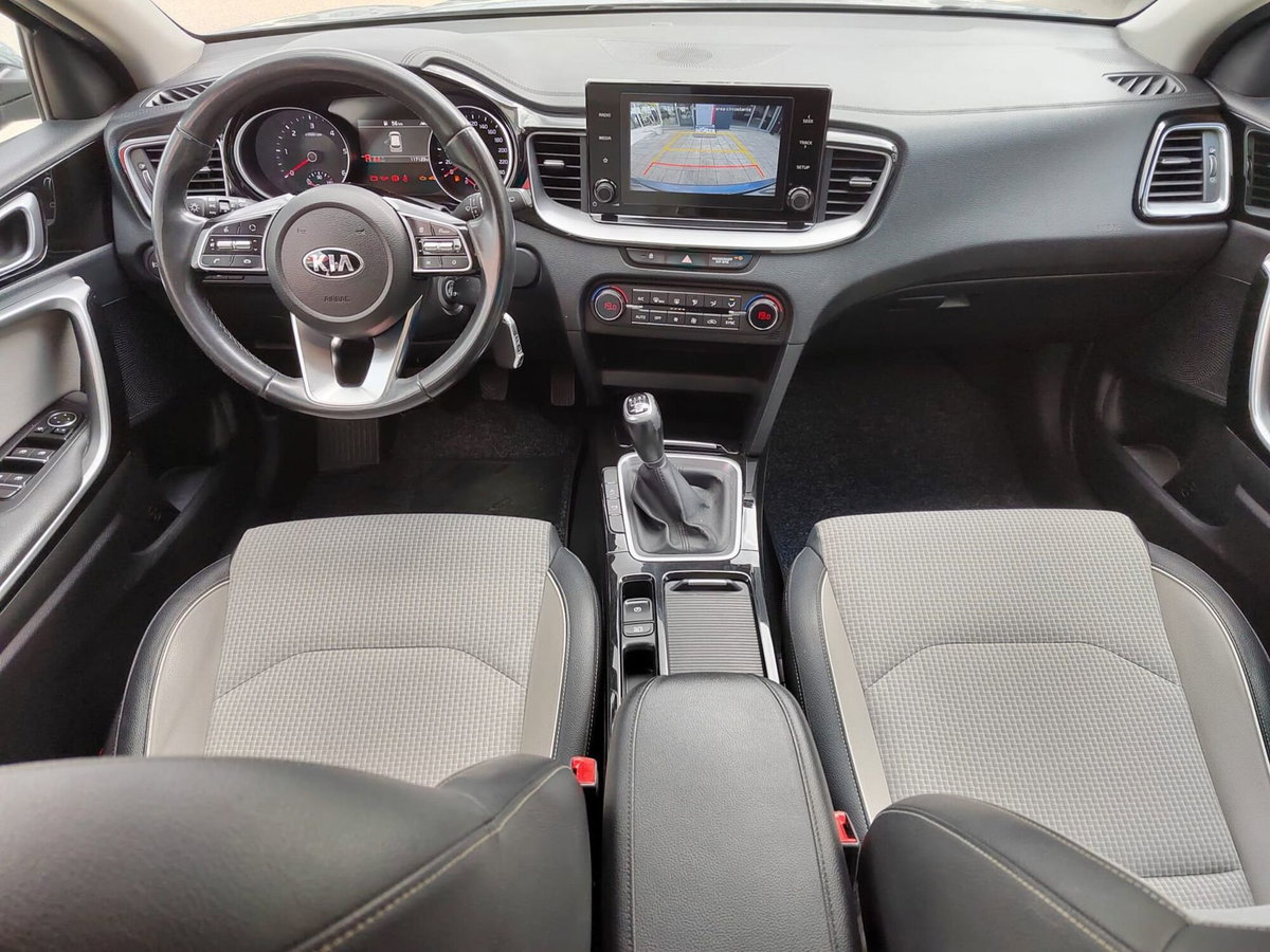 Kia XCeed 1.6 CRDi 115 CV Style (12)