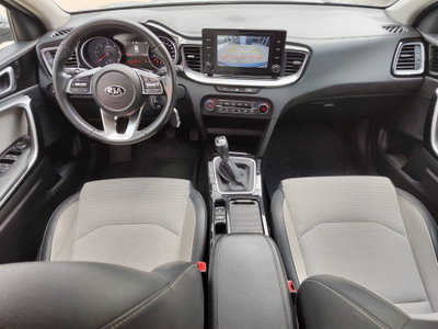 Kia XCeed 1.6 CRDi 115 CV Style (12)