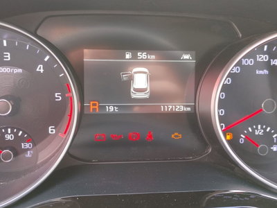 Kia XCeed 1.6 CRDi 115 CV Style (18)