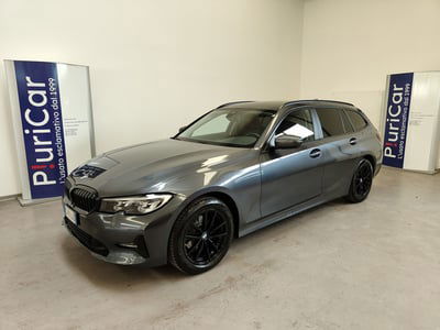 BMW Serie 3 Touring 320d  mhev 48V xdrive auto usata