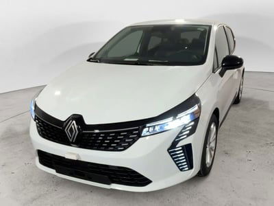 Renault Clio TCe 90 CV 5 porte Techno nuova