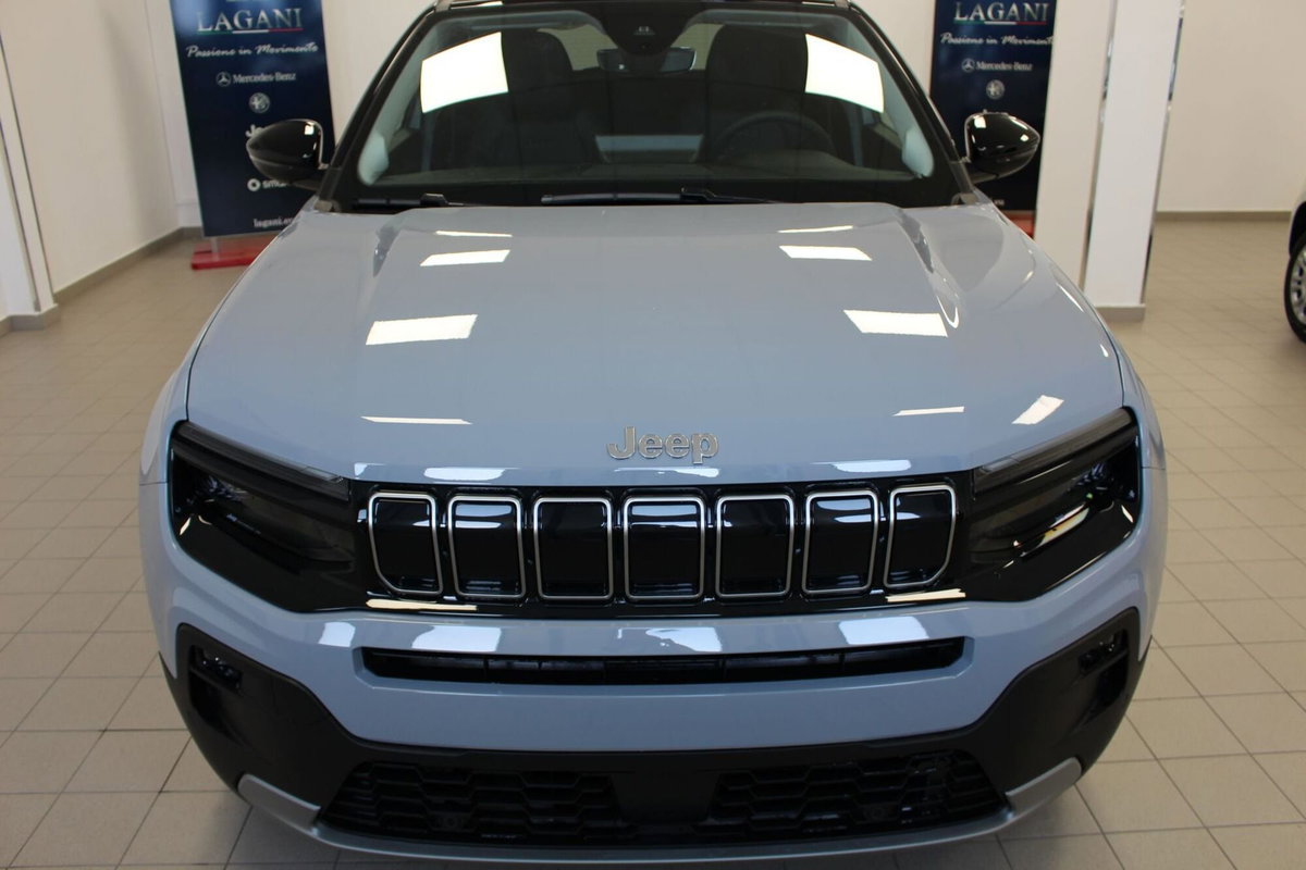 Jeep Avenger 1.2 turbo e-hybrid mhev Summit fwd 110cv edct6 (2)