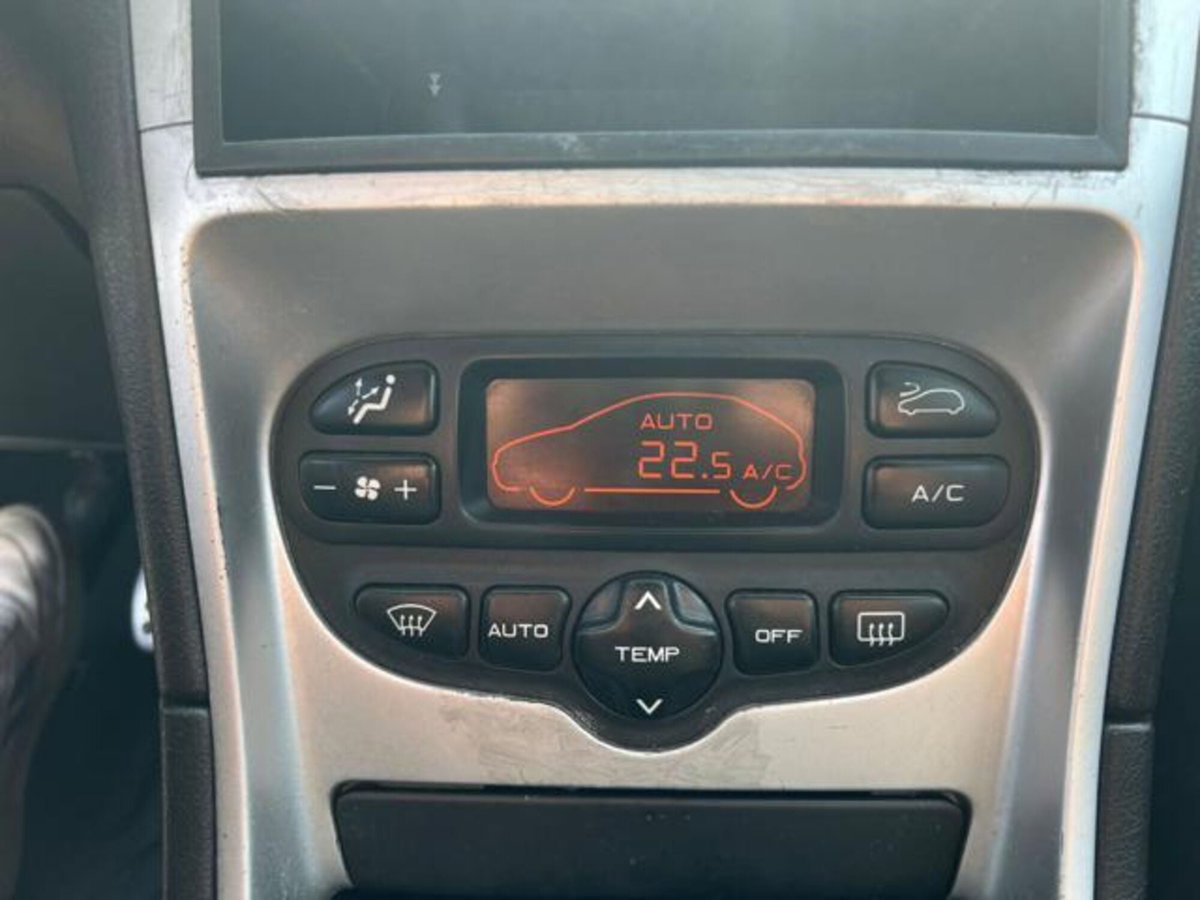 Peugeot 307 16V 3p. XSI (13)