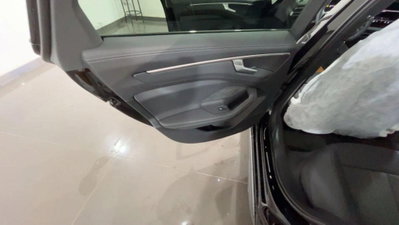 Audi A6 Avant 2.0 tdi mhev + S line edition quattro 204cv s-tronic (11)