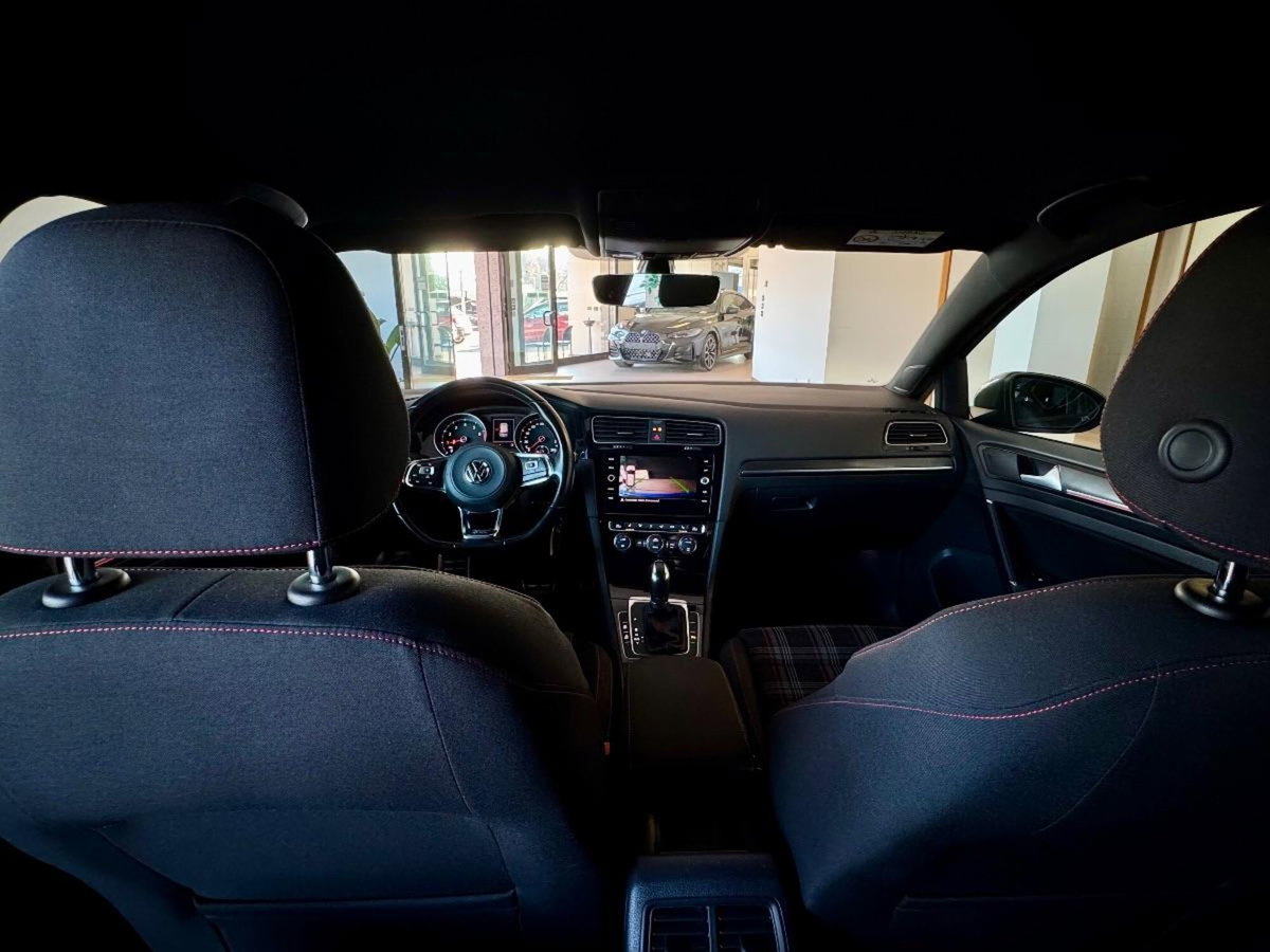 Volkswagen Golf GTI Performance 2.0 TSI DSG 5p. BlueMotion Technology (12)