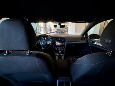 Volkswagen Golf GTI Performance 2.0 TSI DSG 5p. BlueMotion Technology (12)