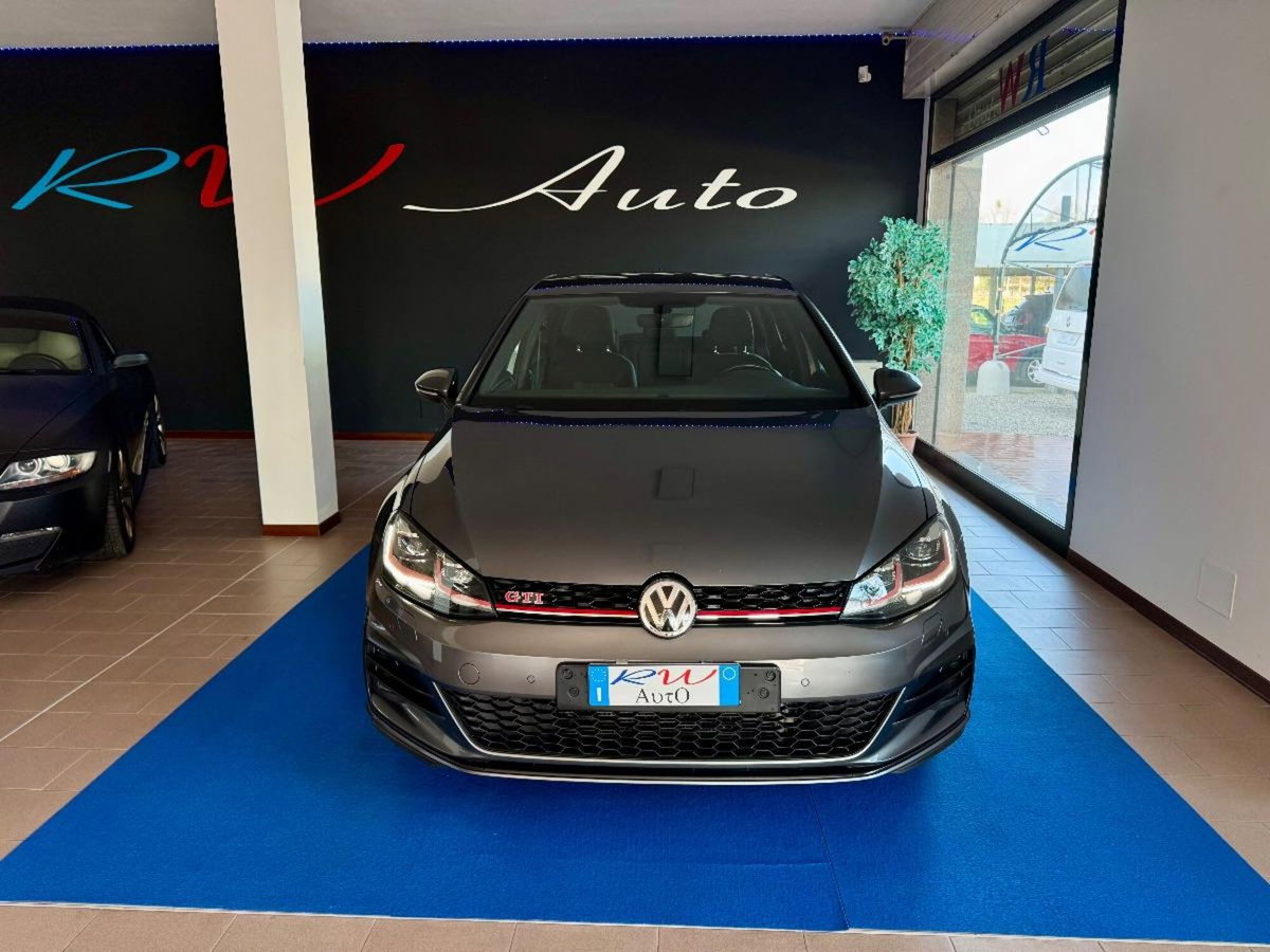 Volkswagen Golf GTI Performance 2.0 TSI DSG 5p. BlueMotion Technology (2)