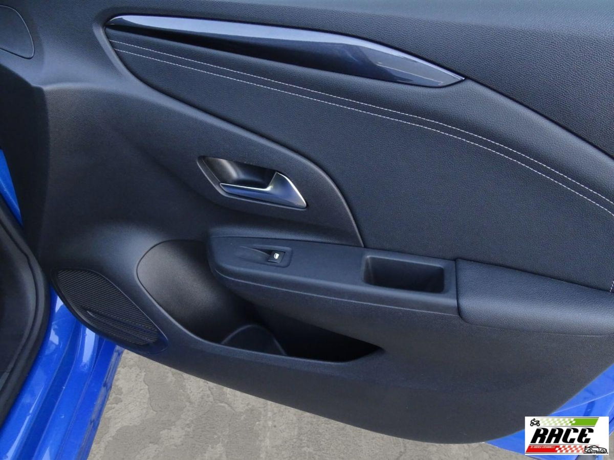Opel Corsa-e 5 porte Elegance (17)