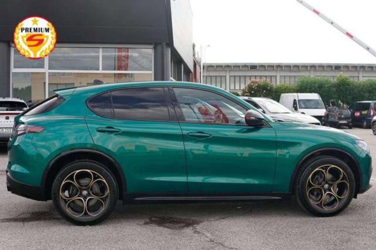 Alfa Romeo Stelvio 2.0 t Intensa Q4 280cv auto (17)