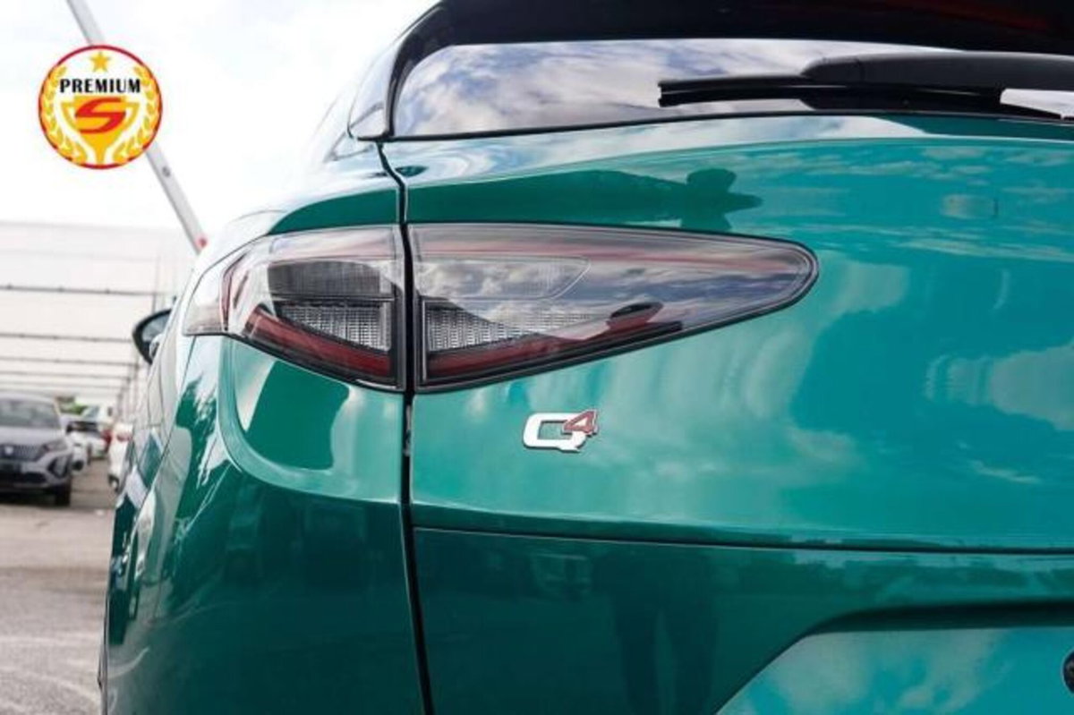 Alfa Romeo Stelvio 2.0 t Intensa Q4 280cv auto (19)