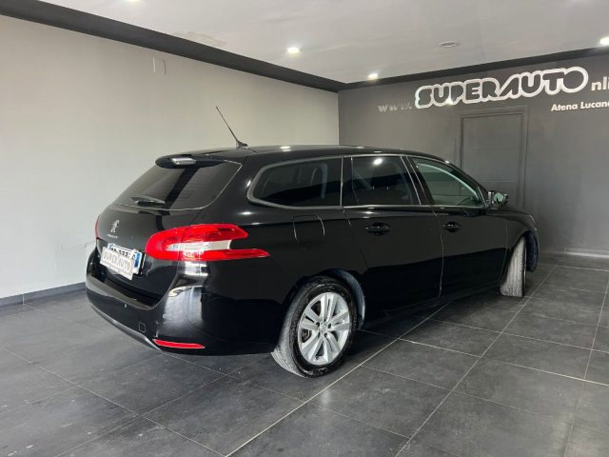 Peugeot 308 SW BlueHDi 130 S&S EAT8 Active Business (4)