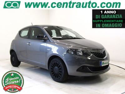 Lancia Ypsilon 1.0 FireFly 5 porte S&S Hybrid Ecochic Silver