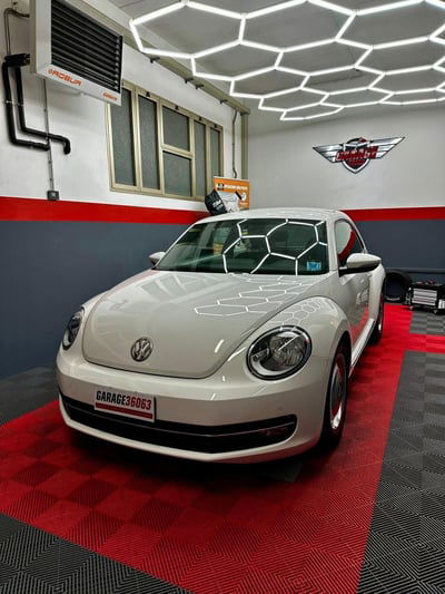 Volkswagen Maggiolino 1.6 TDI Design usata