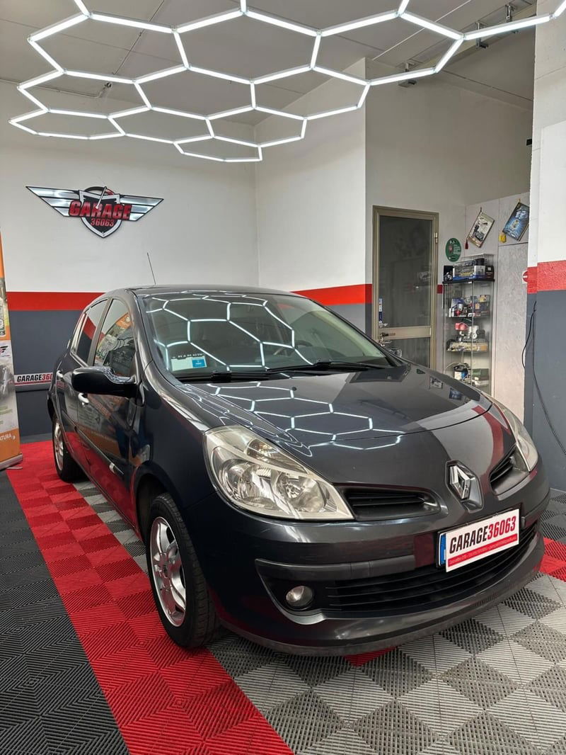 Renault Clio 1.2 16V 5 porte Le Iene