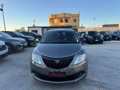 Lancia Ypsilon 1.0 FireFly 5 porte S&S Hybrid Silver Plus usata