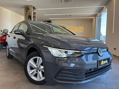 Volkswagen Golf 2.0 TDI 150 CV DSG SCR Life usata