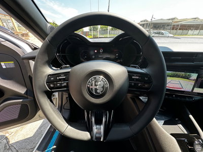 Alfa Romeo Junior 1.2 ibrida Speciale 145cv edct6 (14)