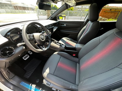 Alfa Romeo Junior 1.2 ibrida Speciale 145cv edct6 (17)