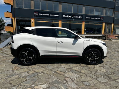 Alfa Romeo Junior 1.2 ibrida Speciale 145cv edct6 (4)