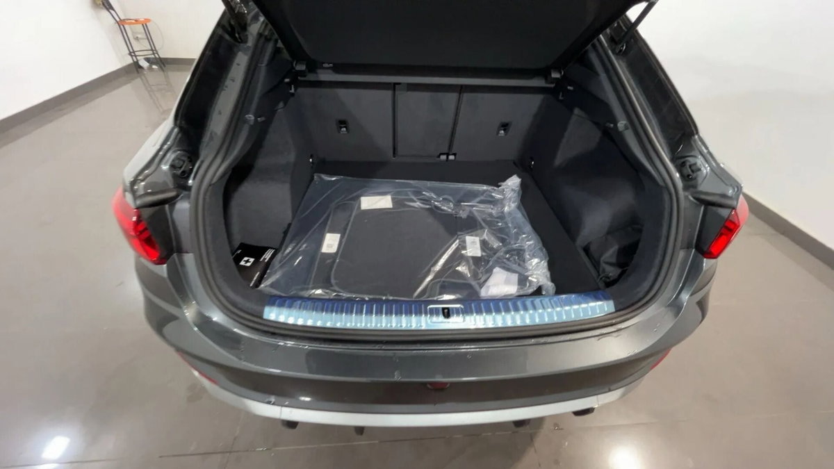 Audi Q3 Sportback 35 TDI quattro S tronic S line edition (10)