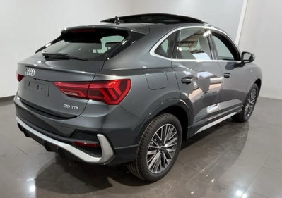Audi Q3 Sportback 35 TDI quattro S tronic S line edition (2)