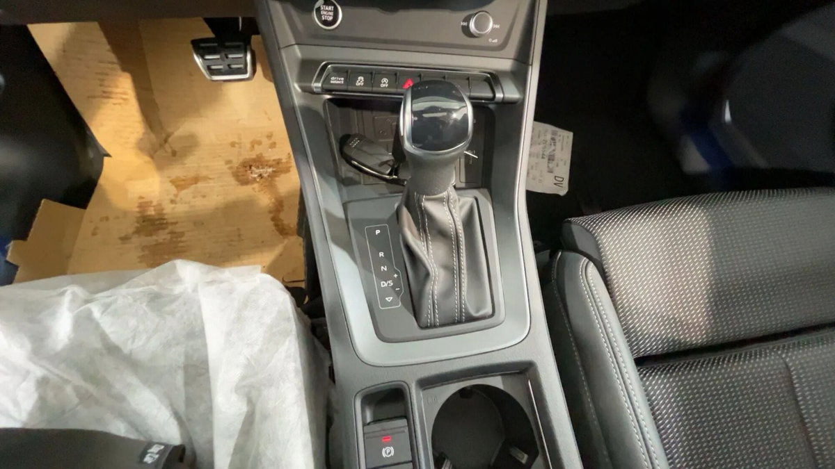 Audi Q3 Sportback 35 TDI quattro S tronic S line edition (9)