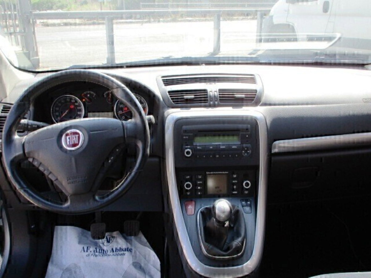 Fiat Croma 1.8 Mpi 16V Dynamic (9)