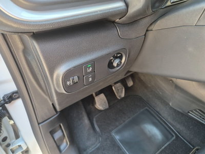 Citroen C3 BlueHDi 100 S&S Feel (16)