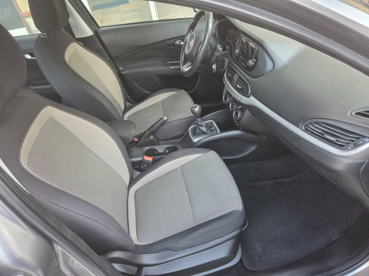 Fiat Tipo Tipo 1.6 Mjt 4 porte Opening Edition (12)