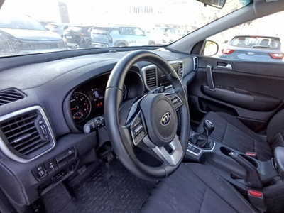 Kia Sportage 1.6 CRDI 115 CV 2WD Urban (9)