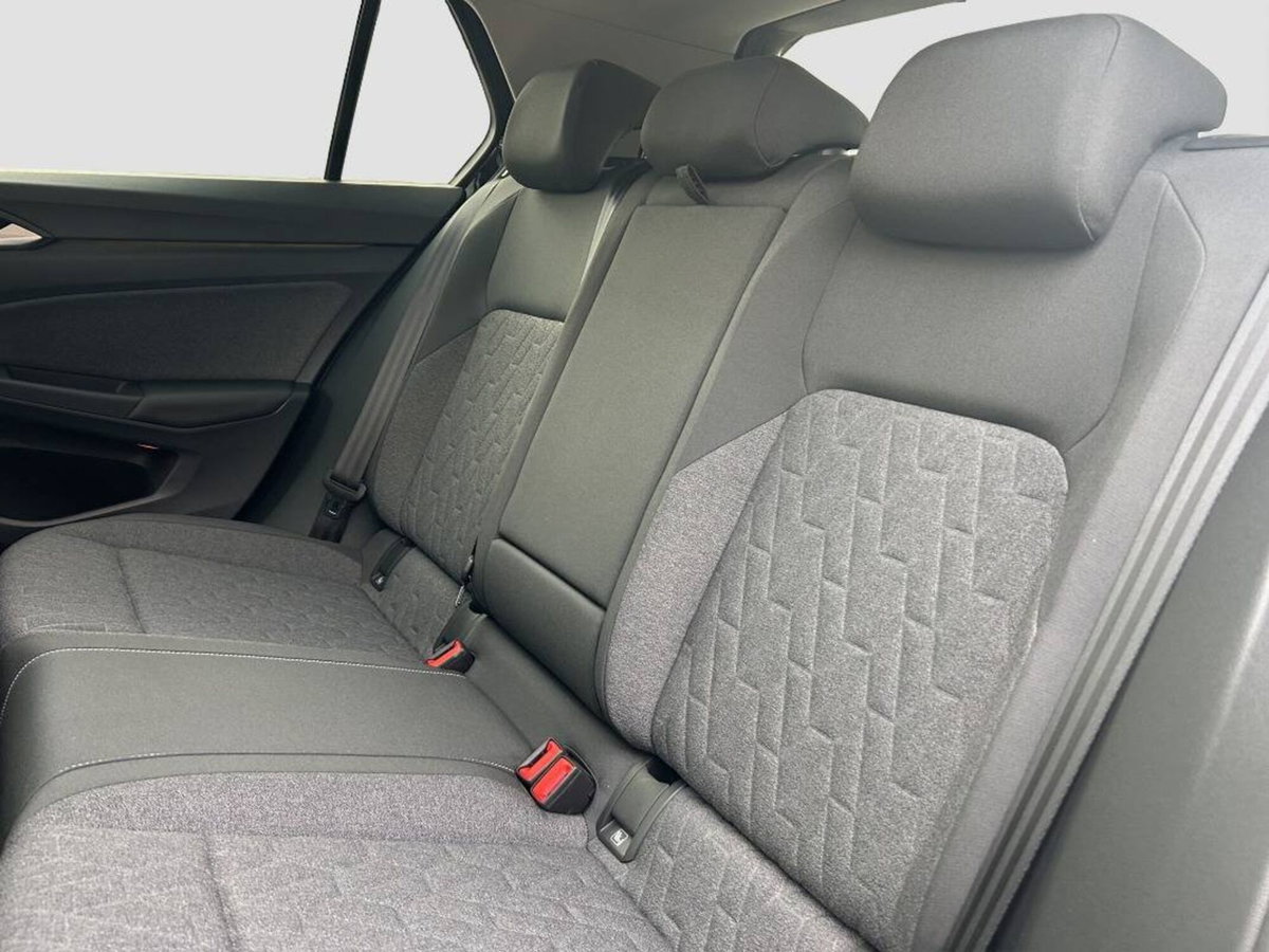 Volkswagen Golf 2.0 tdi Life 115cv (13)