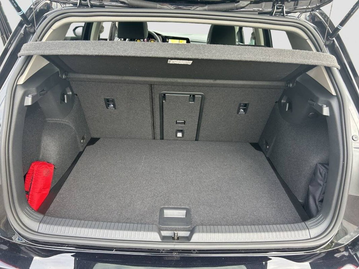 Volkswagen Golf 2.0 tdi Life 115cv (16)