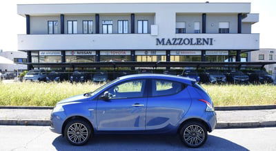 Lancia Ypsilon 1.0 FireFly 5 porte S&S Hybrid Gold Plus usata