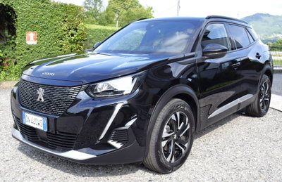 Peugeot 2008 PureTech 100 S&S Allure (2)