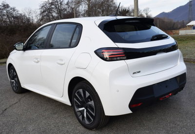 Peugeot 208 PureTech 75 Stop&Start 5 porte Allure (8)