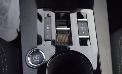 Lancia Ypsilon 54kWh LX 156cv (17)