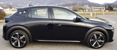Lancia Ypsilon 54kWh LX 156cv (5)